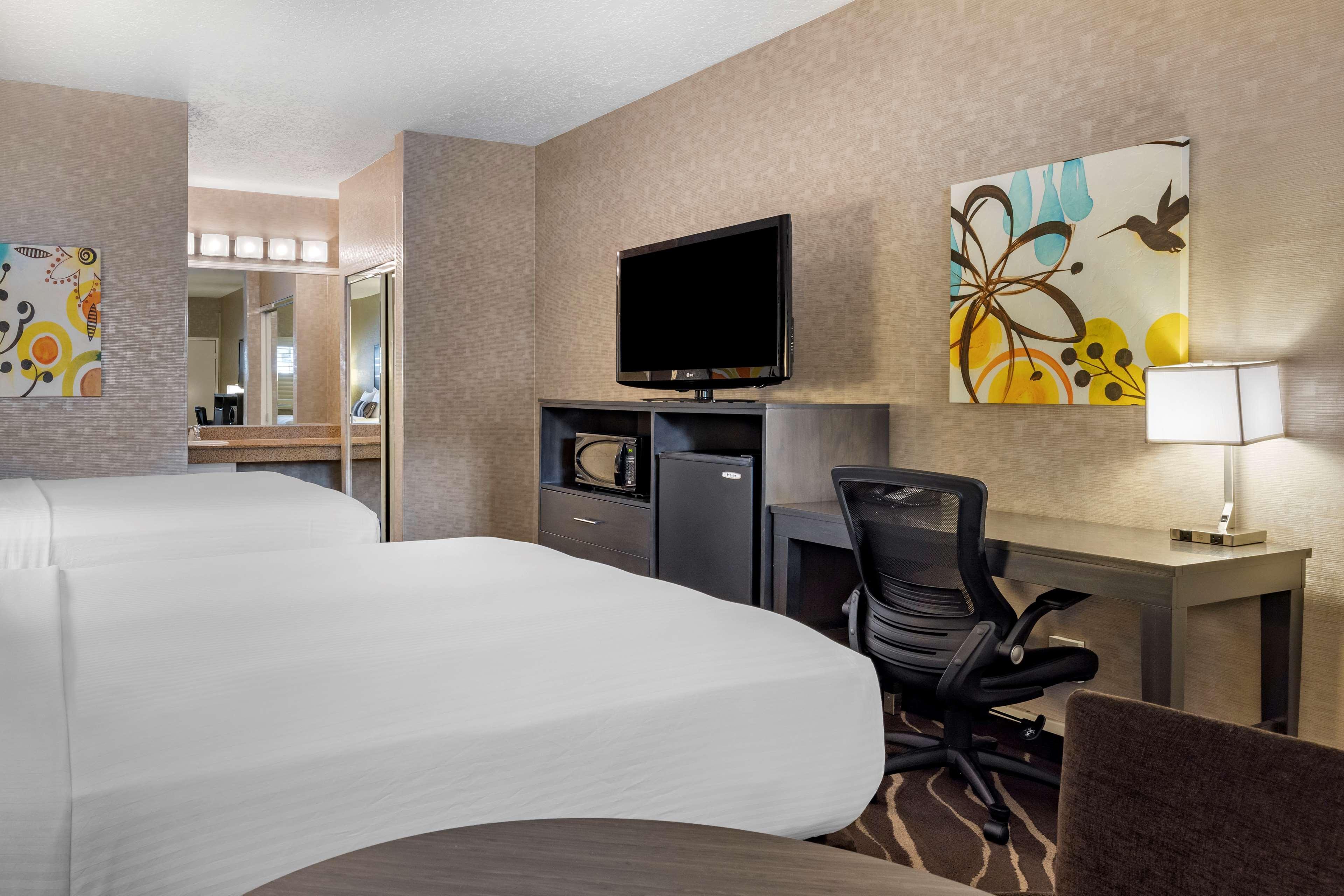 Western Park Place - Mini Anaheim
